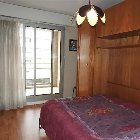 Appartement Cours Blossac Proximite De La Plage