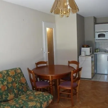 Cours Blossac Proximite De La Plage Apartment *